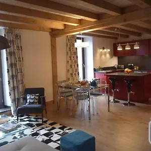 https://appartement-le-hibou.hotels-rhonealpes.com