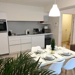 Elegant Flat - Center Of Apartment