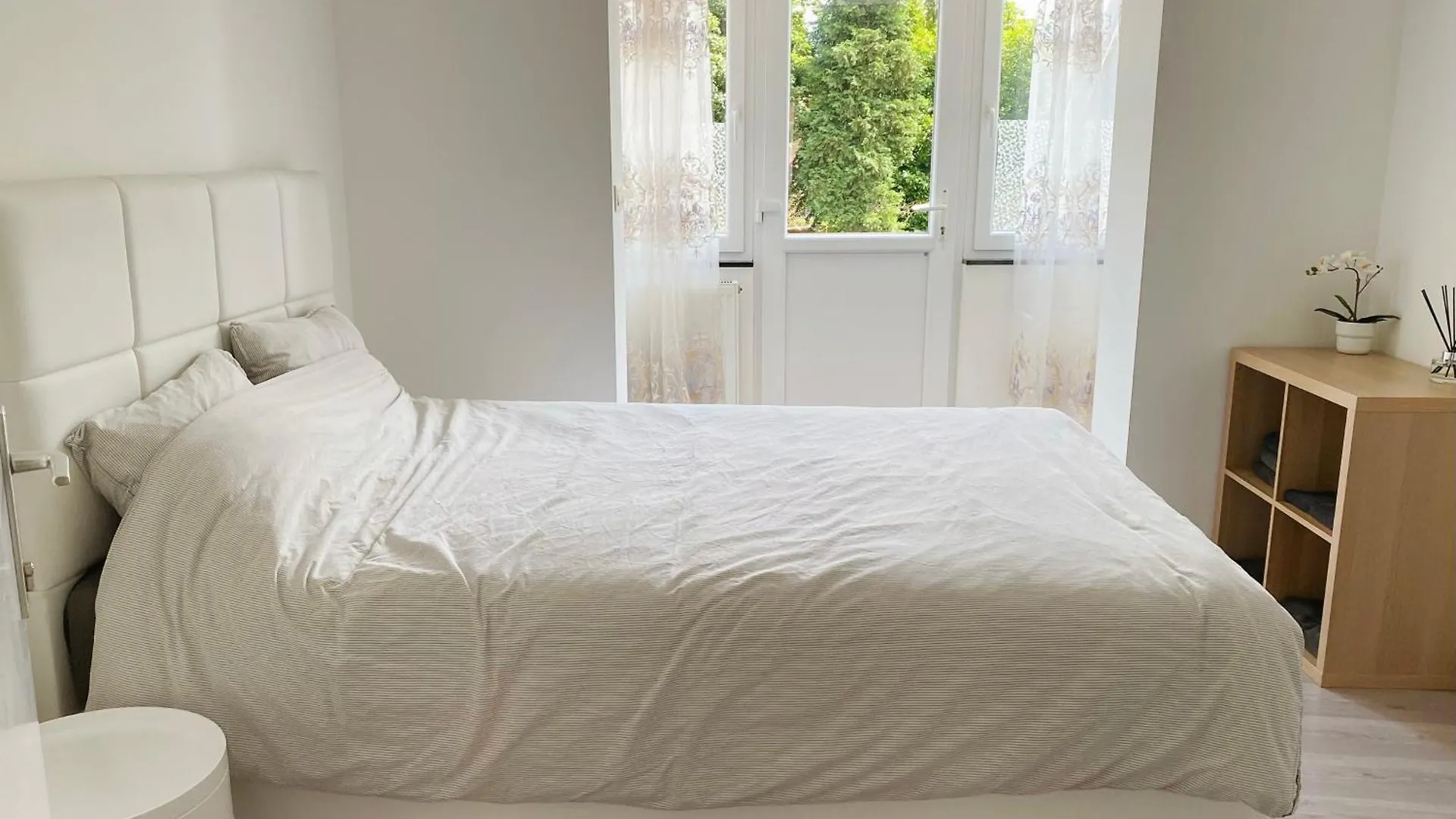 Appartement Sweet Home With Big Terrace Brussel